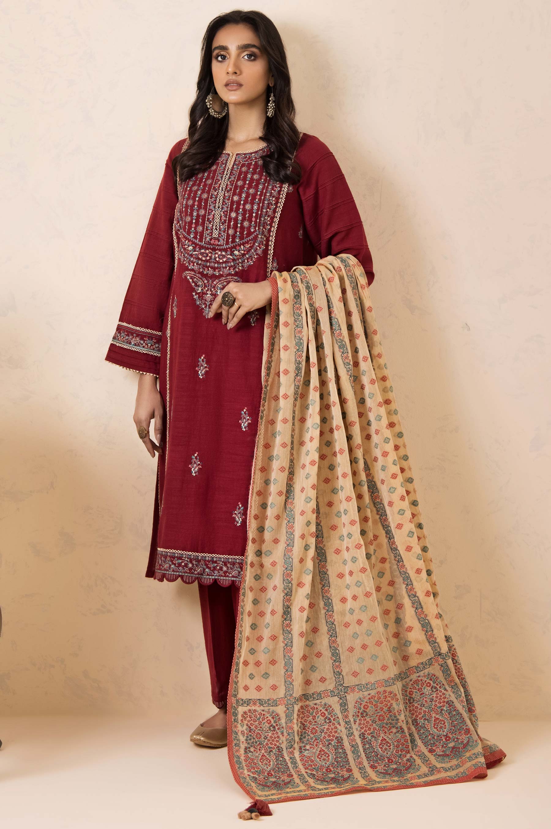 Unstitched 3 Piece Embroidered Khaddar With Cotton Jacquard Suit ...