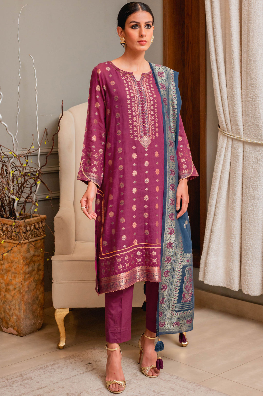 Unstitched 3 Piece Dyed Jacquard Suit