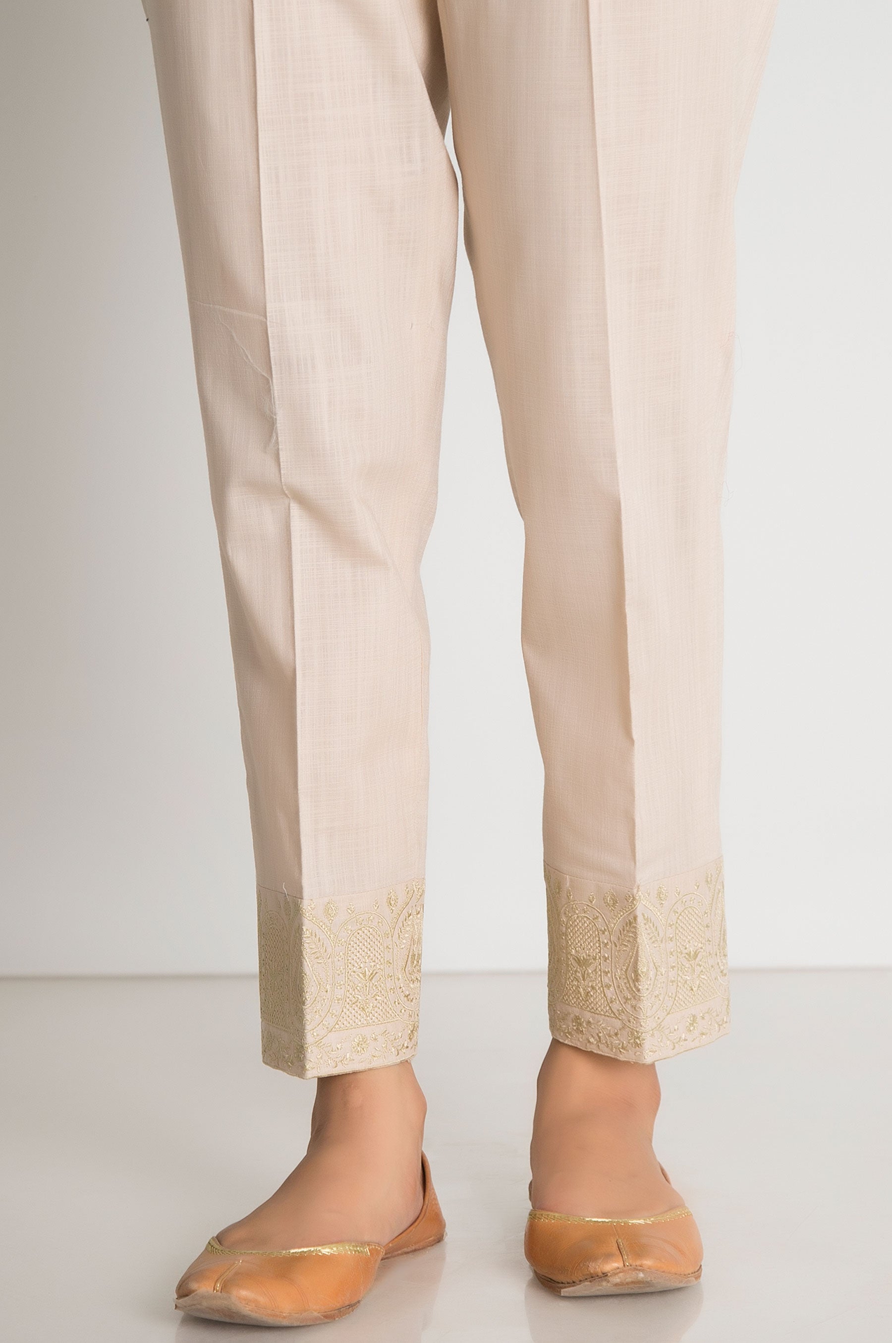 Embroidered Cotton Slub Cigarette Pants - Beige. – Zeenwoman