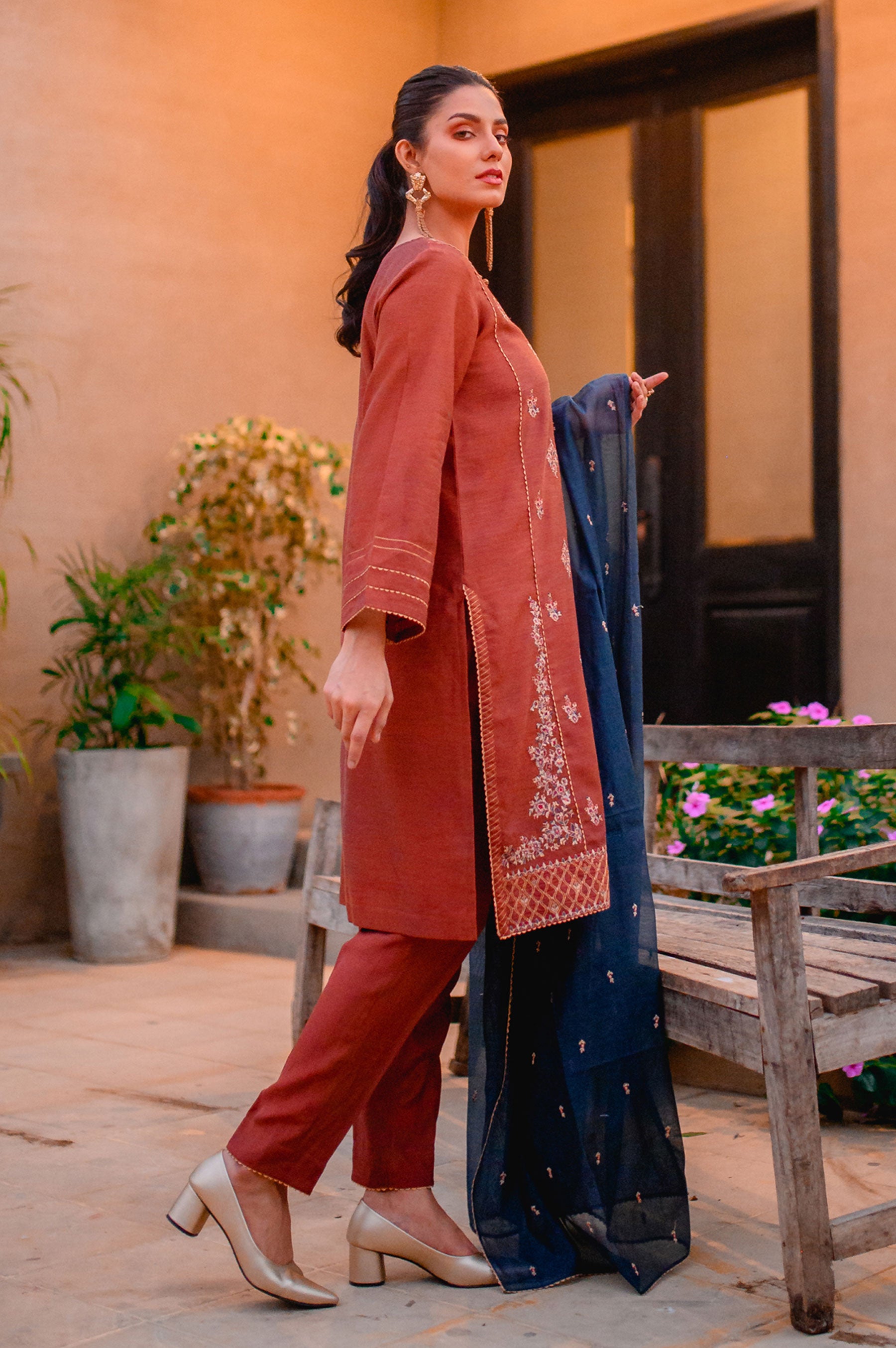 DYED RAW SILK STITCHED BOTTOM (FACTORY E-OUTLET)