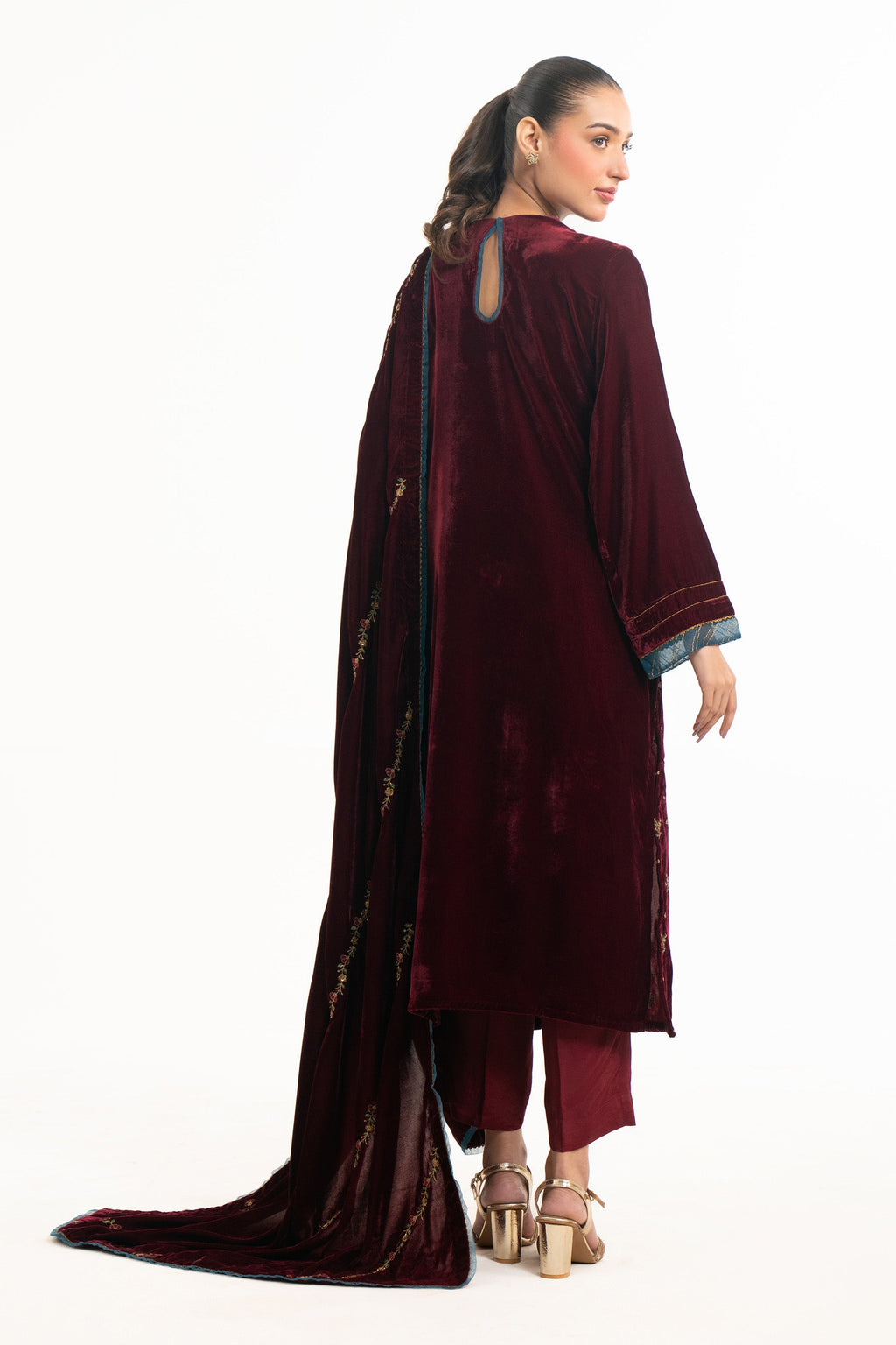 STITCHED EMBROIDERED VELVET SHIRT DUPATTA (FACTORY E-OUTLET)