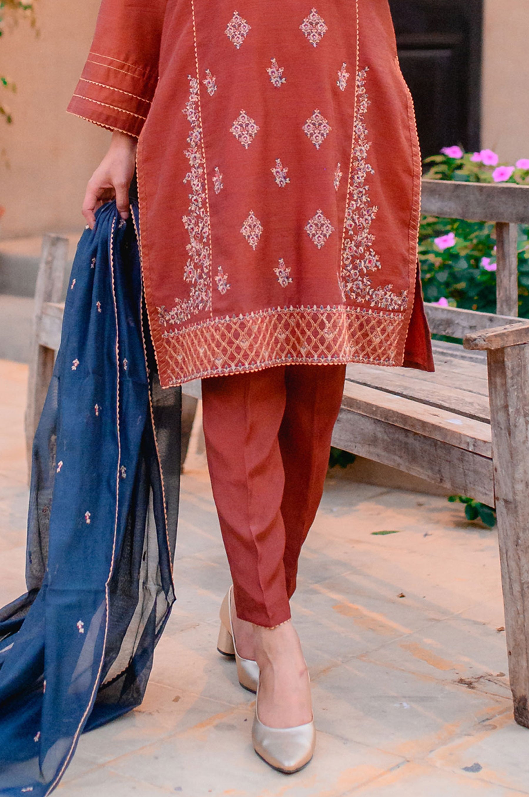 DYED RAW SILK STITCHED BOTTOM (FACTORY E-OUTLET)