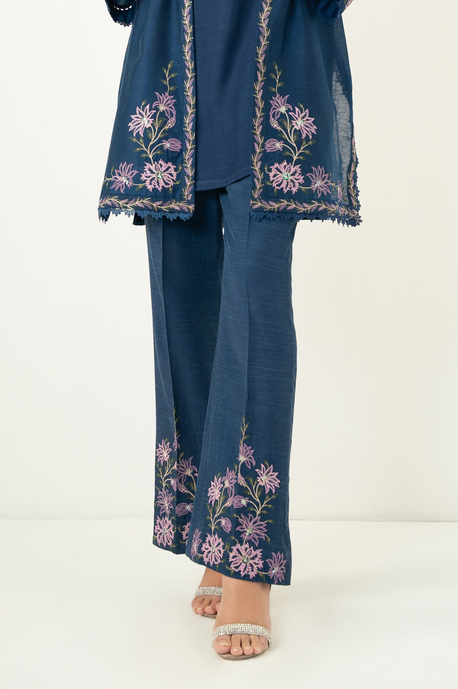 EMBROIDERED RAW SILK STITCHED BOTTOM (FACTORY E-OUTLET)
