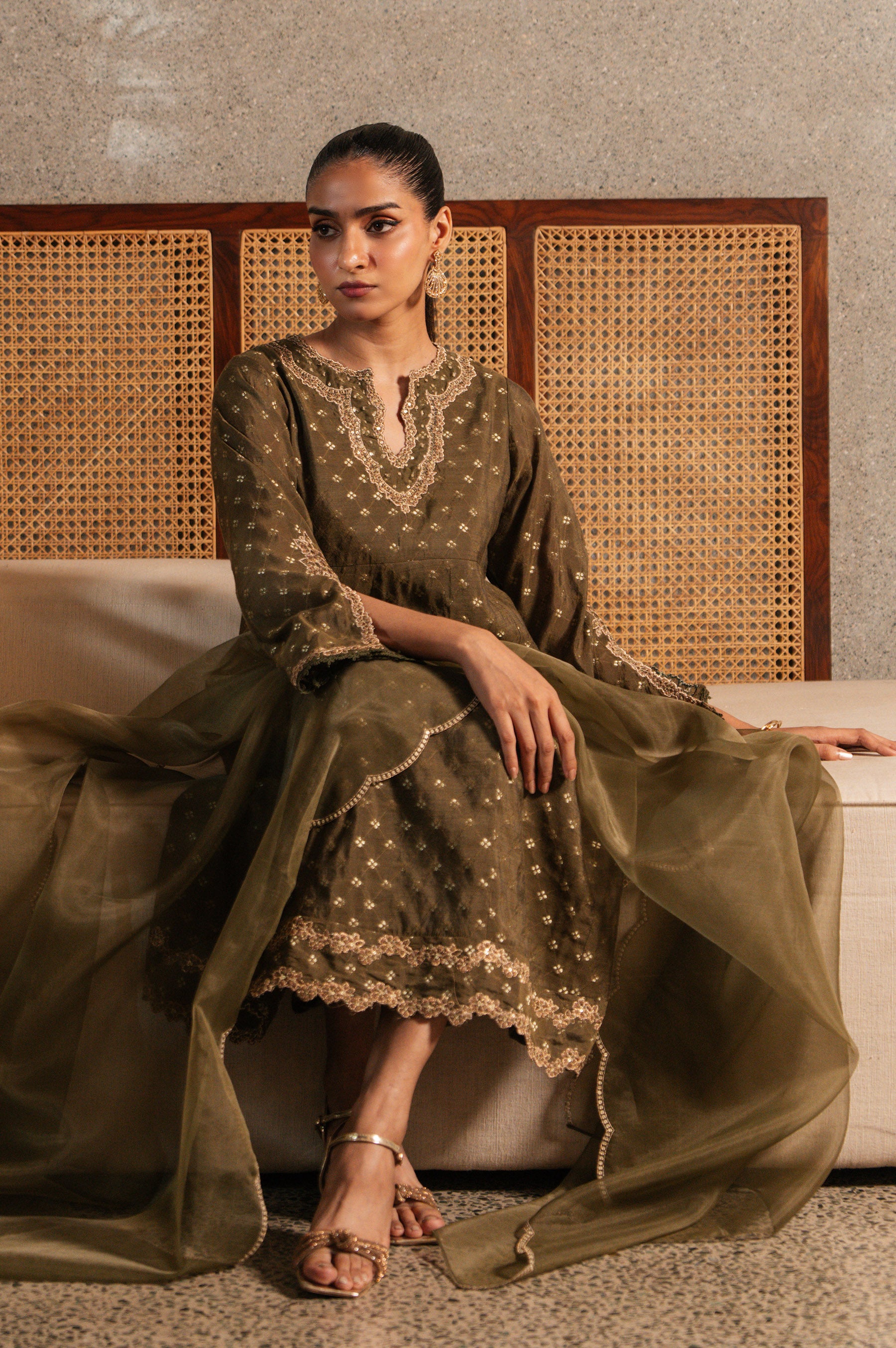 Stitched 3 Piece Embroidered Zari Jacquard Suit