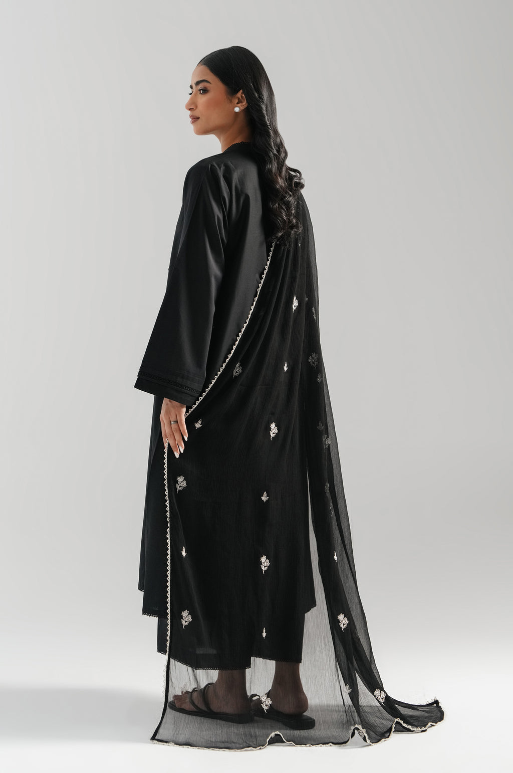 EMBROIDERED DUPATTA