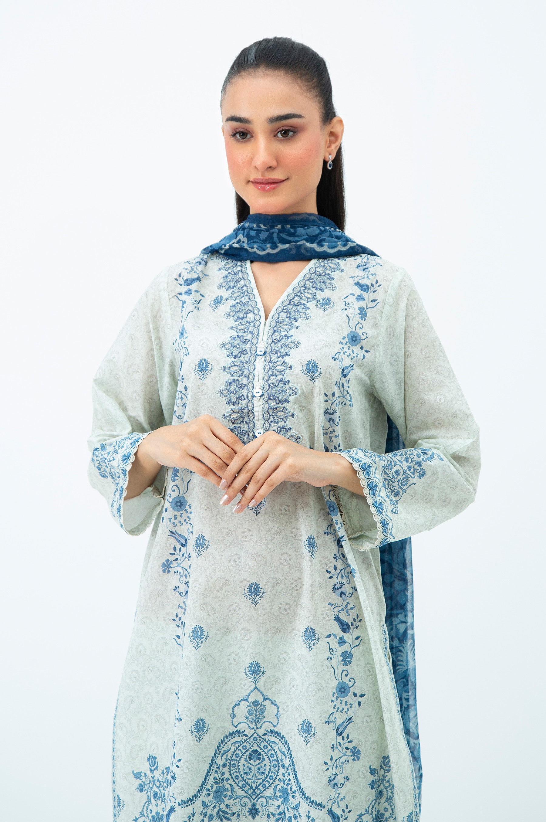 EMBROIDERED SUIT