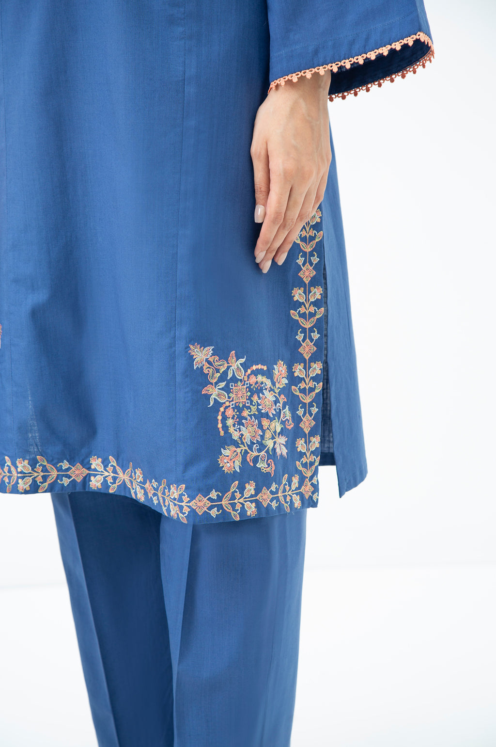 EMBROIDERED SUIT