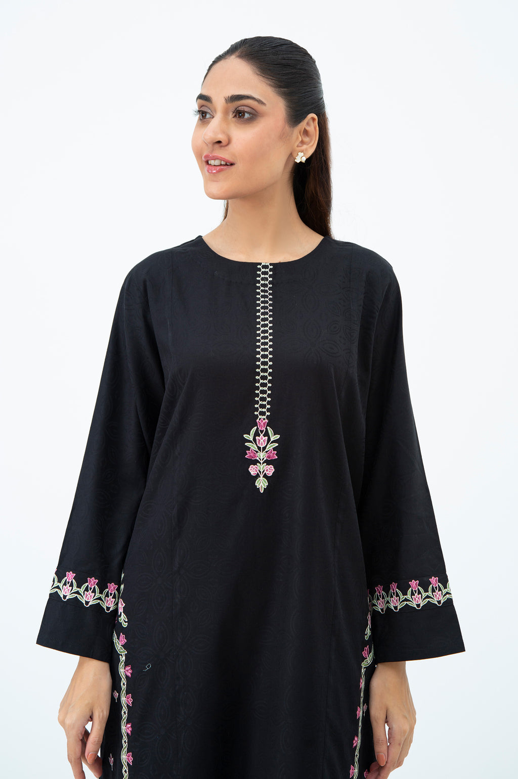 EMBROIDERED SUIT
