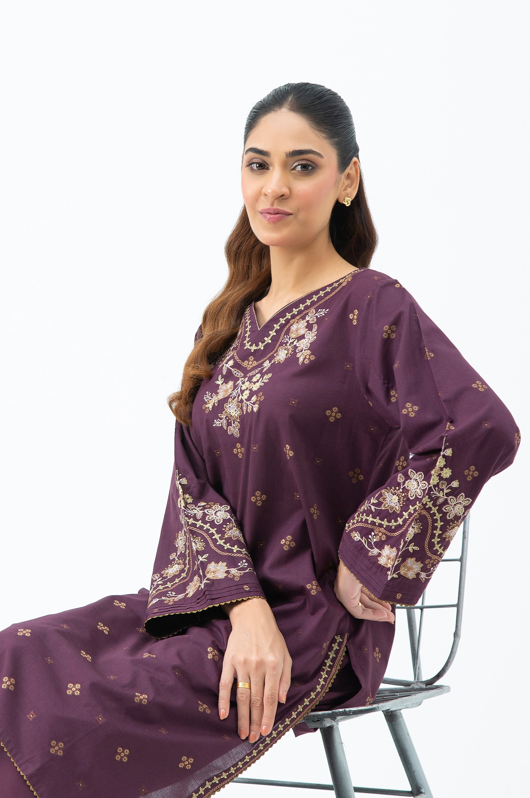 EMBROIDERED SUIT