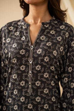 Casual stitched black linen top with modern abstract print patterns and a comfortable fit