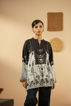 Crisp stitched white poly cambric 1-piece top or tunic with elegant contrast print patterns