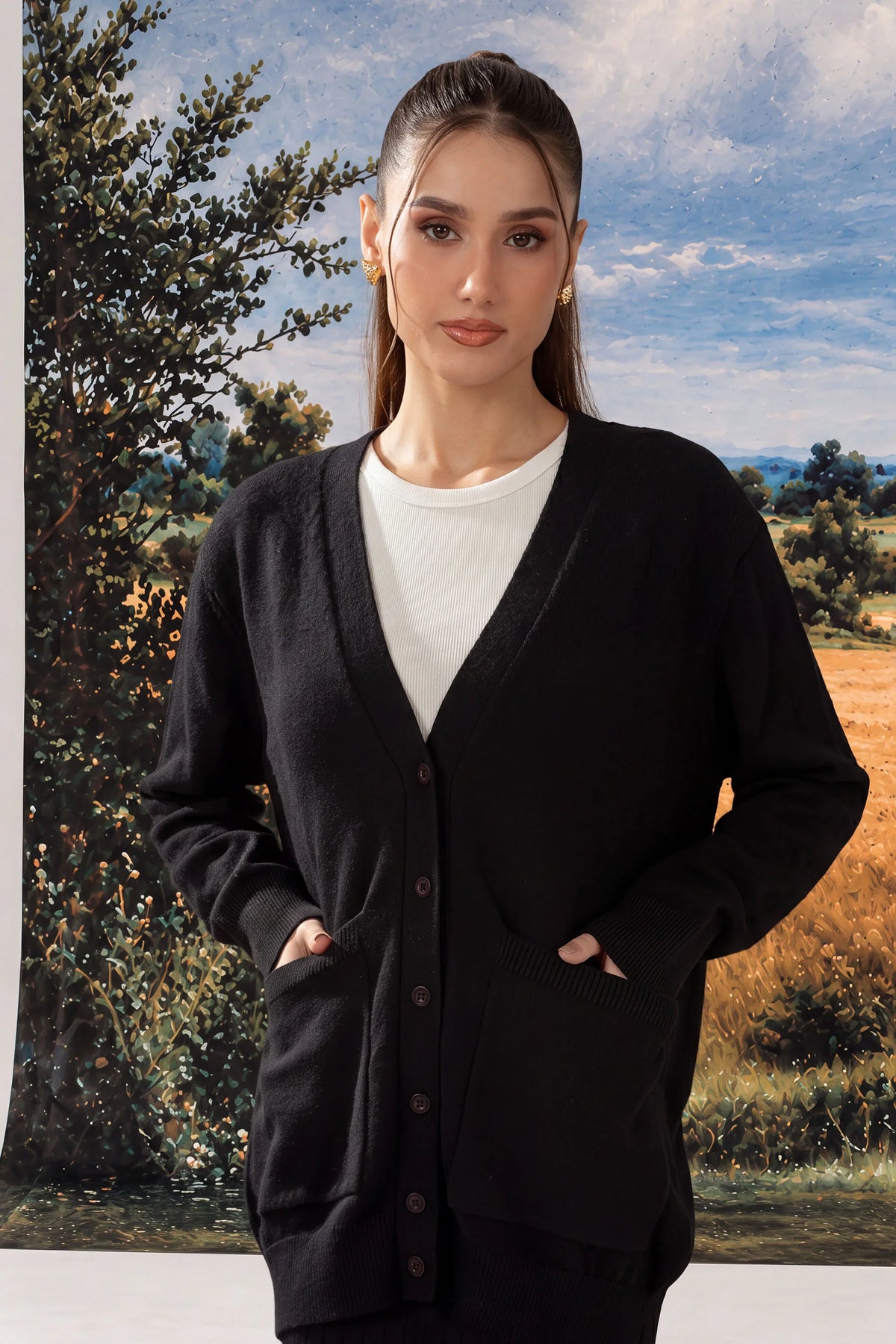 STYLIZED TRADITIONAL BUTTON DOWN