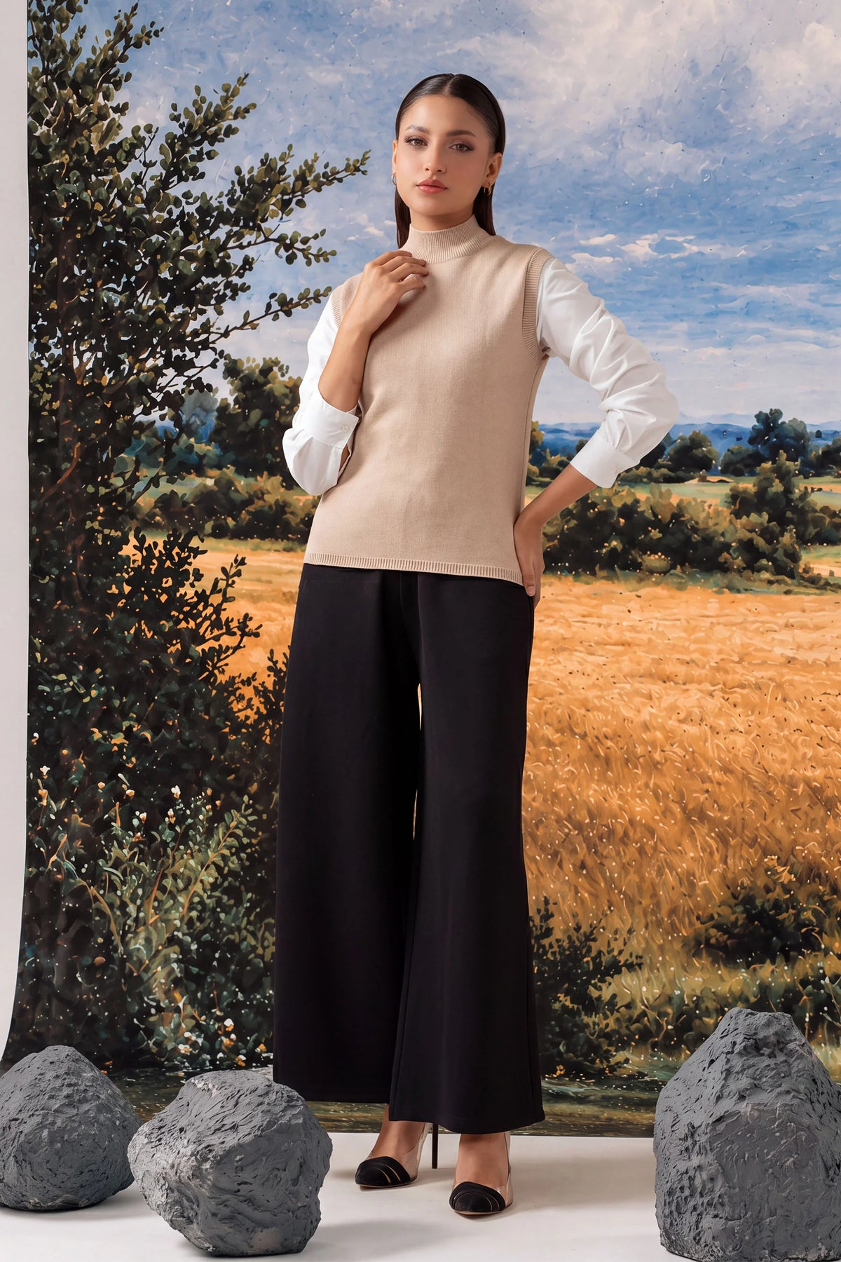 STYLIZED TURTLE NECK PULLOVER