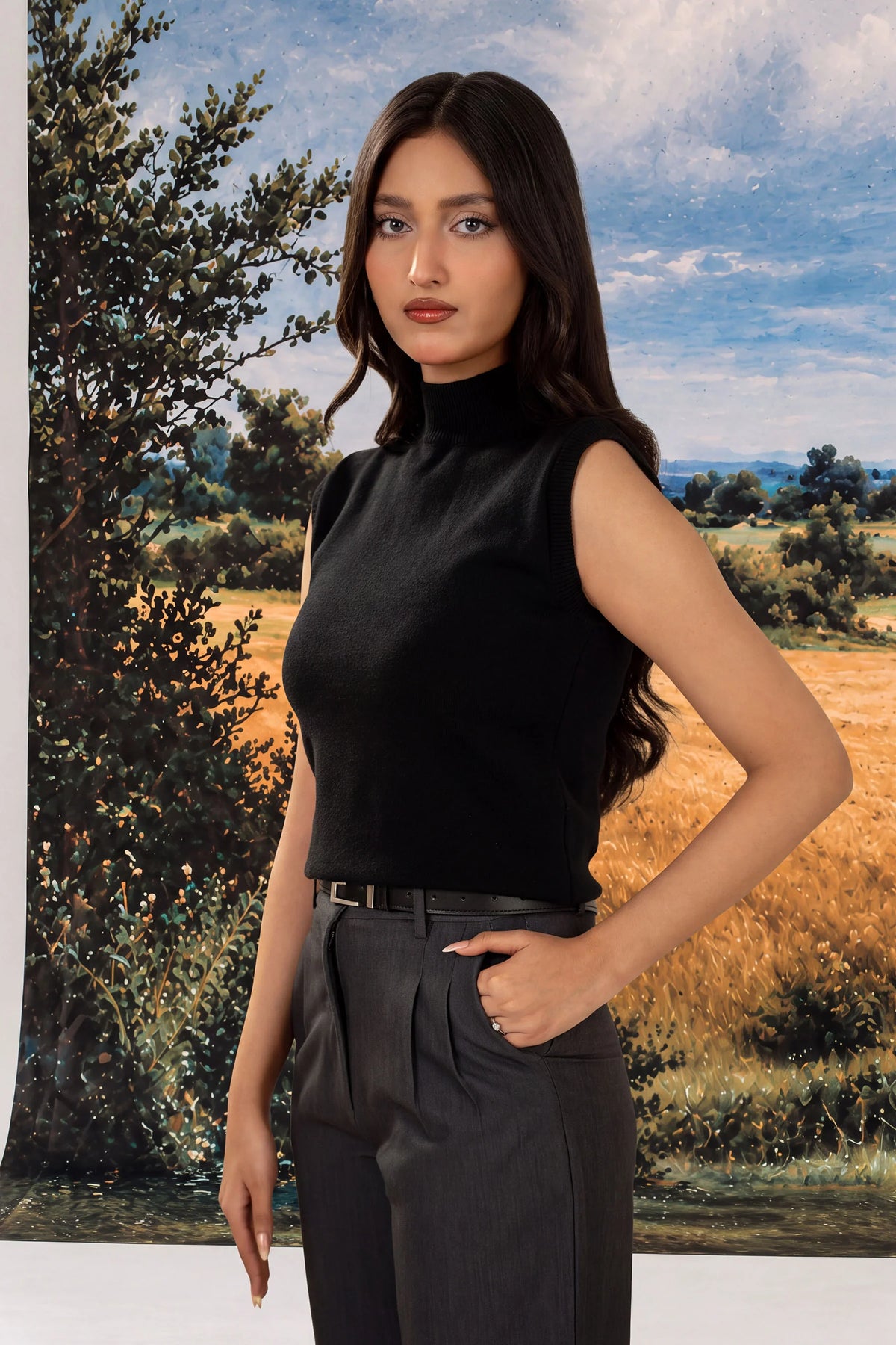 STYLIZED TURTLE NECK PULLOVER