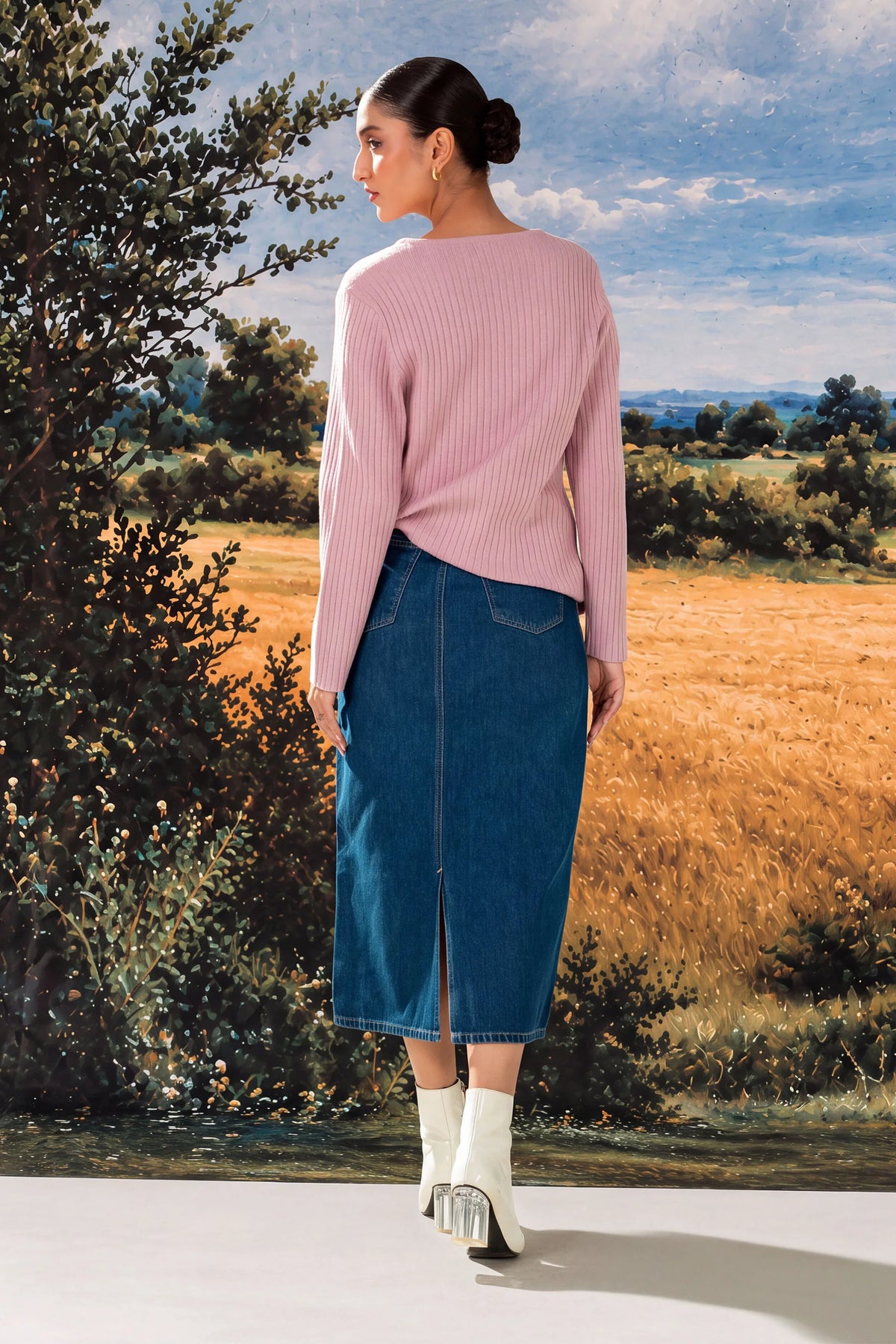STYLIZED PULLOVER SWEATER
