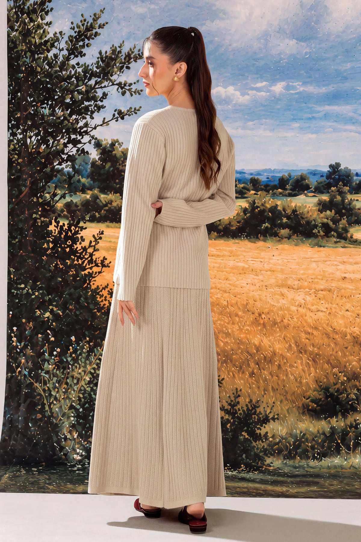 STYLIZED PULLOVER SWEATER