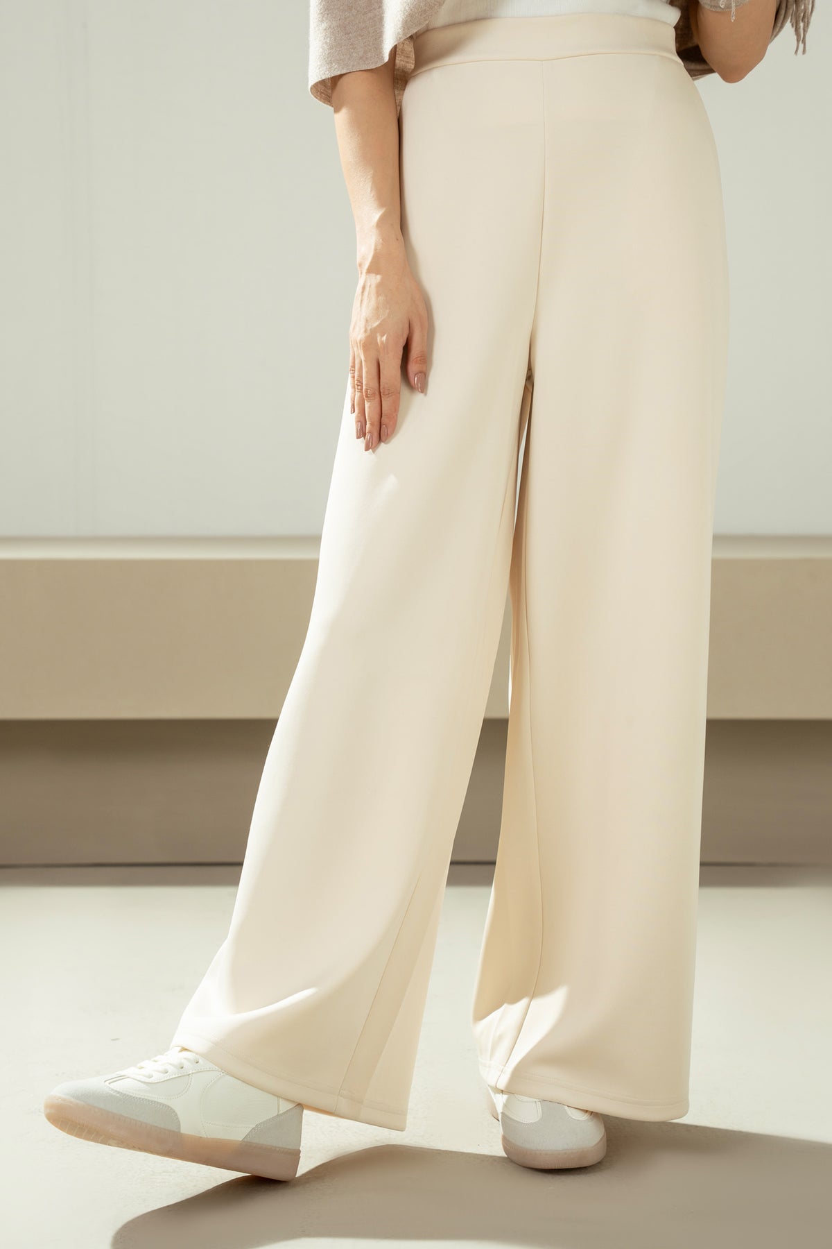 KNIT POLYESTER BOTTOM