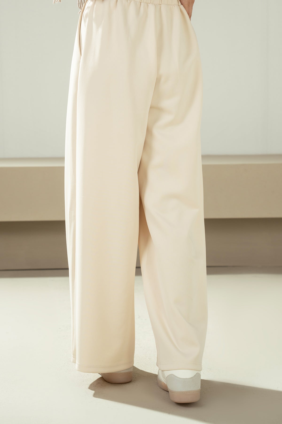KNIT POLYESTER BOTTOM