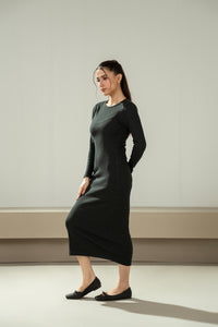 RIBBED KNITTED DRESS