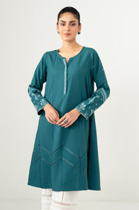 EMBROIDERED TOP