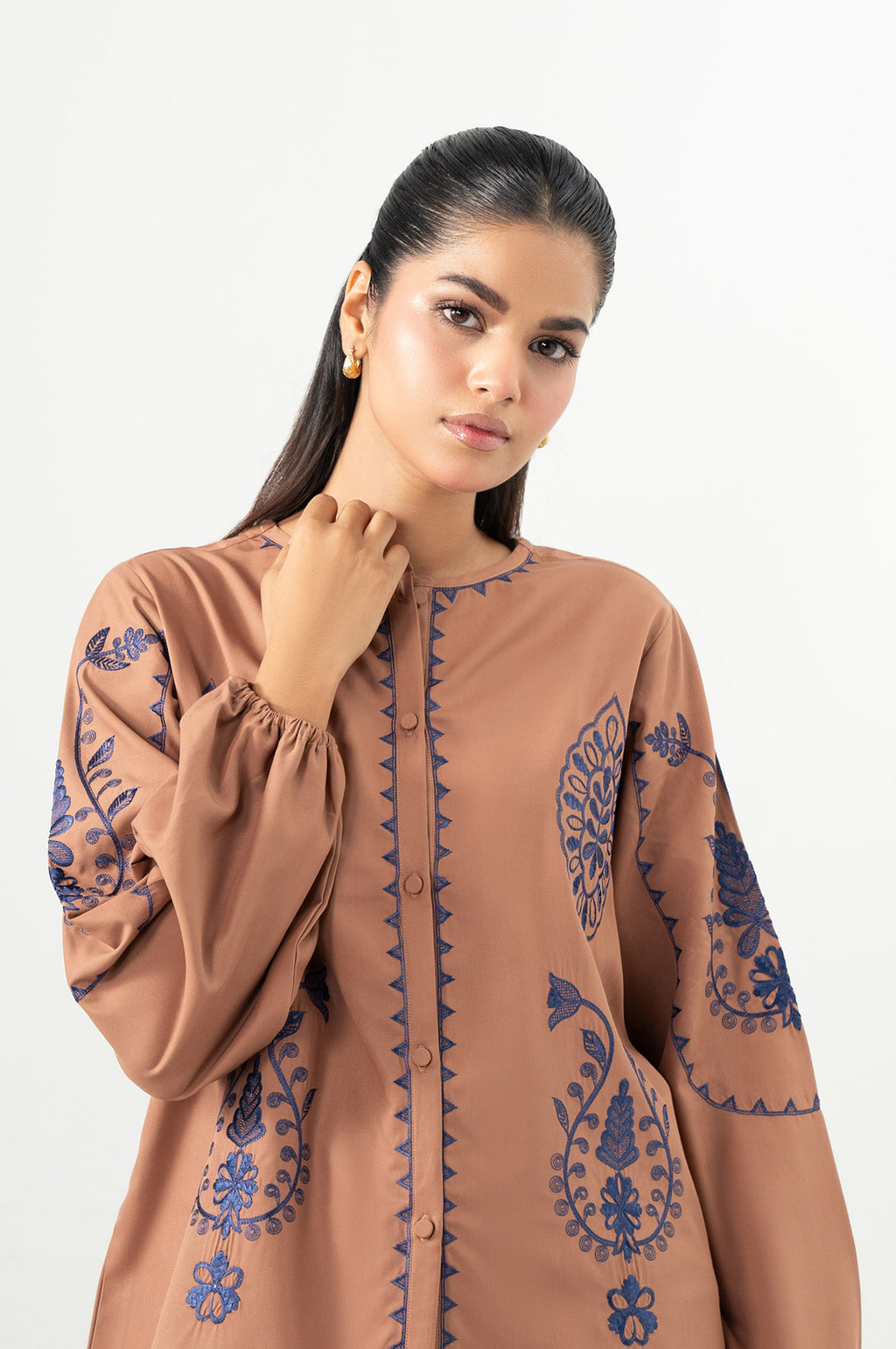 EMBROIDERED FABRON TOP