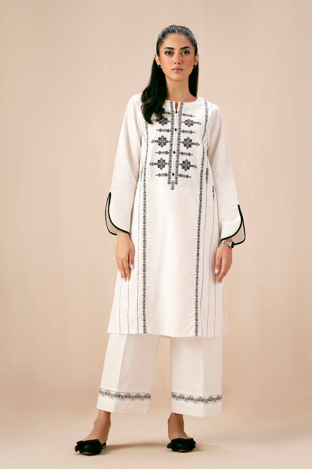EMBROIDERED SUIT