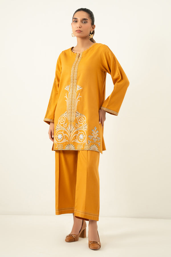 EMBROIDERED SUIT