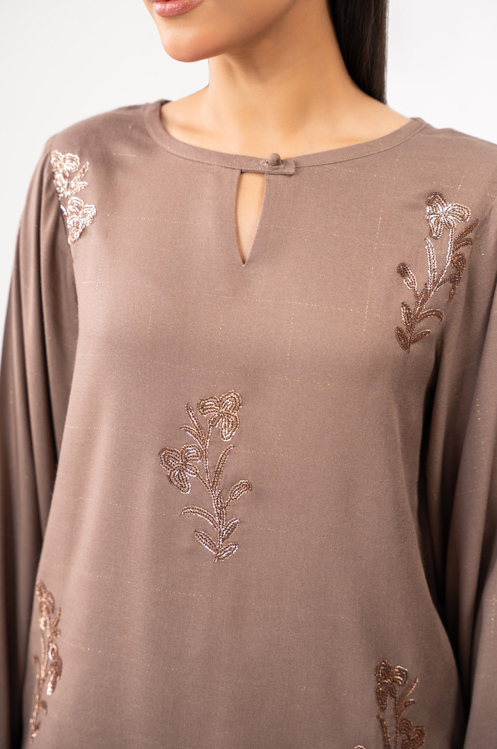 EMBROIDERED SUIT