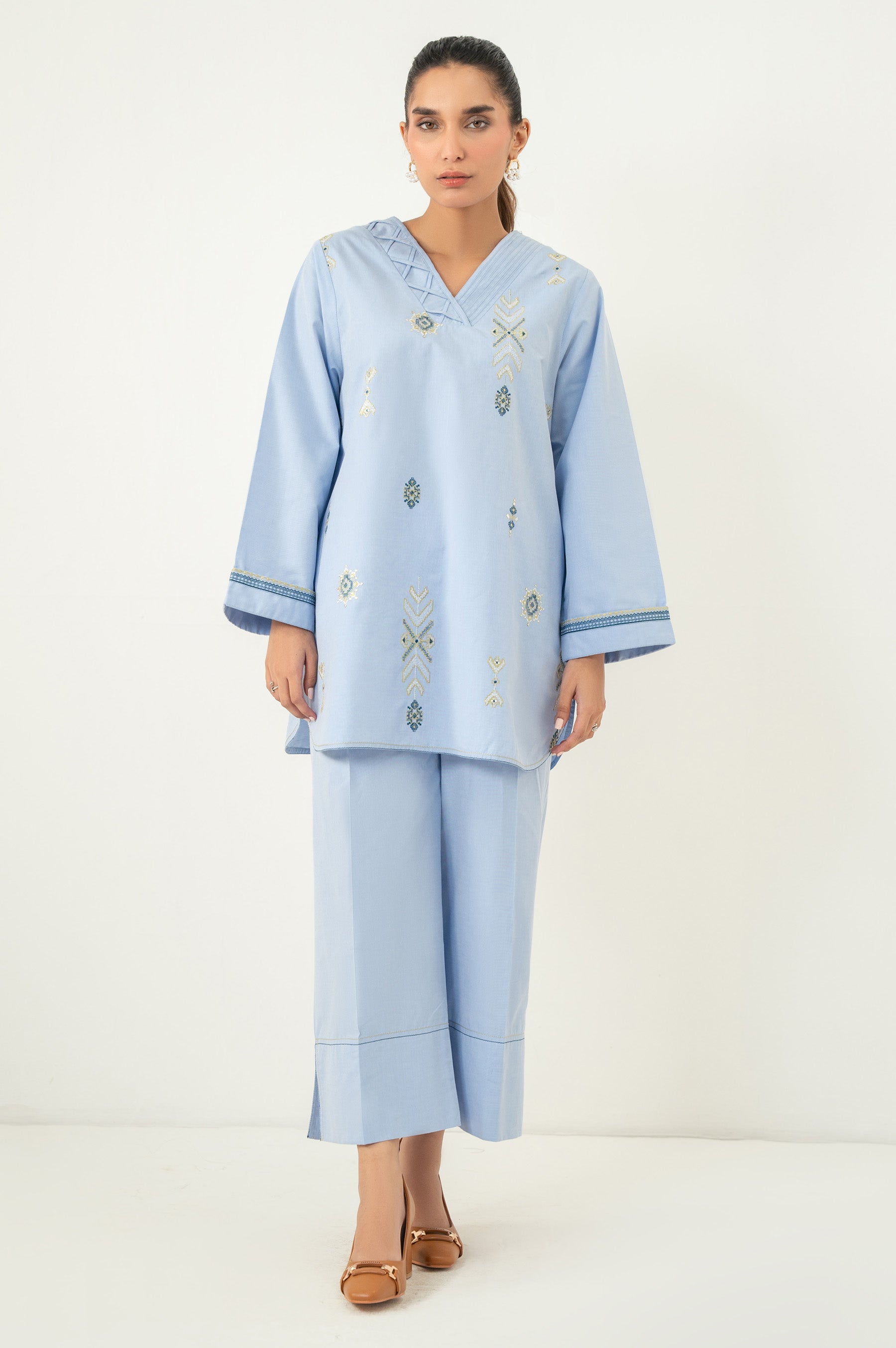 EMBROIDERED SUIT