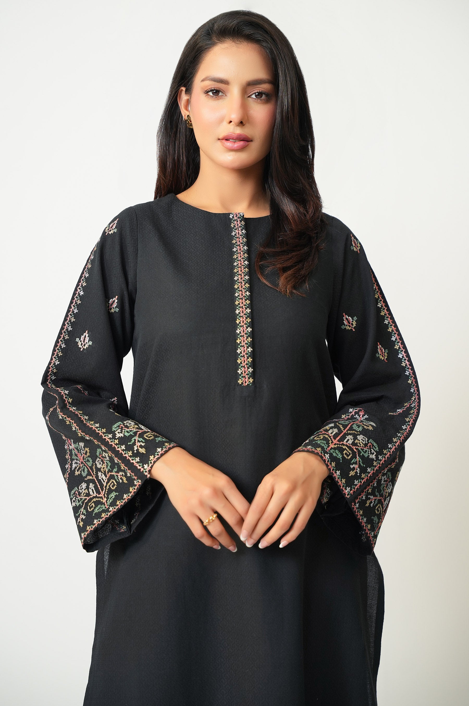 EMBROIDERED SUIT