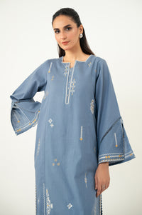 EMBROIDERED SUIT