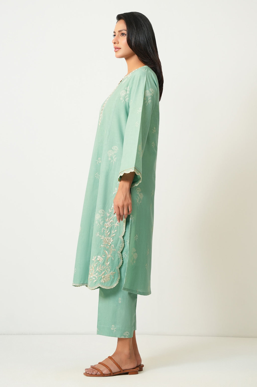 STITCHED EMBROIDERED CAMBRIC SHIRT BOTTOM (FACTORY E-OUTLET)