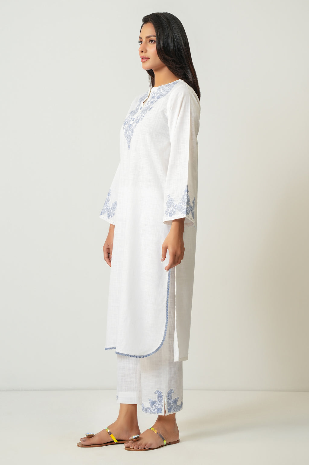 EMBROIDERED SUIT