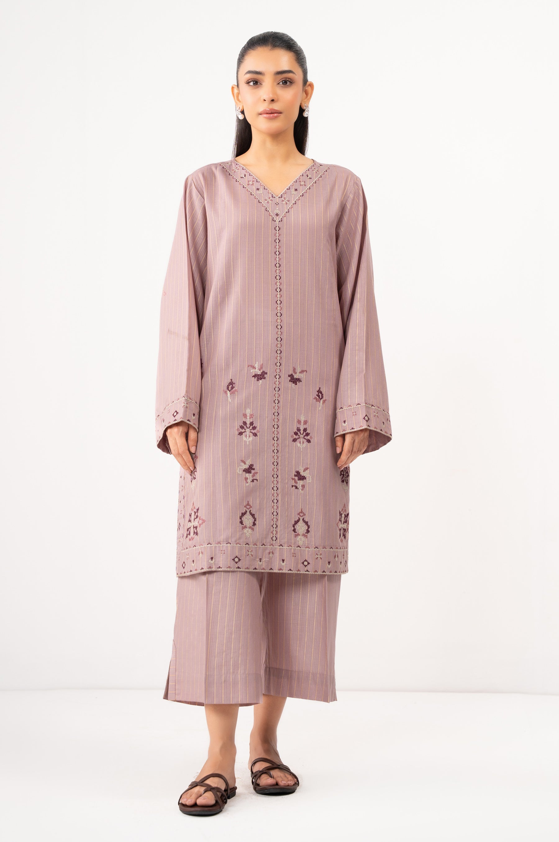 STITCHED EMBROIDERED DOBBY MYSURI SHIRT BOTTOM