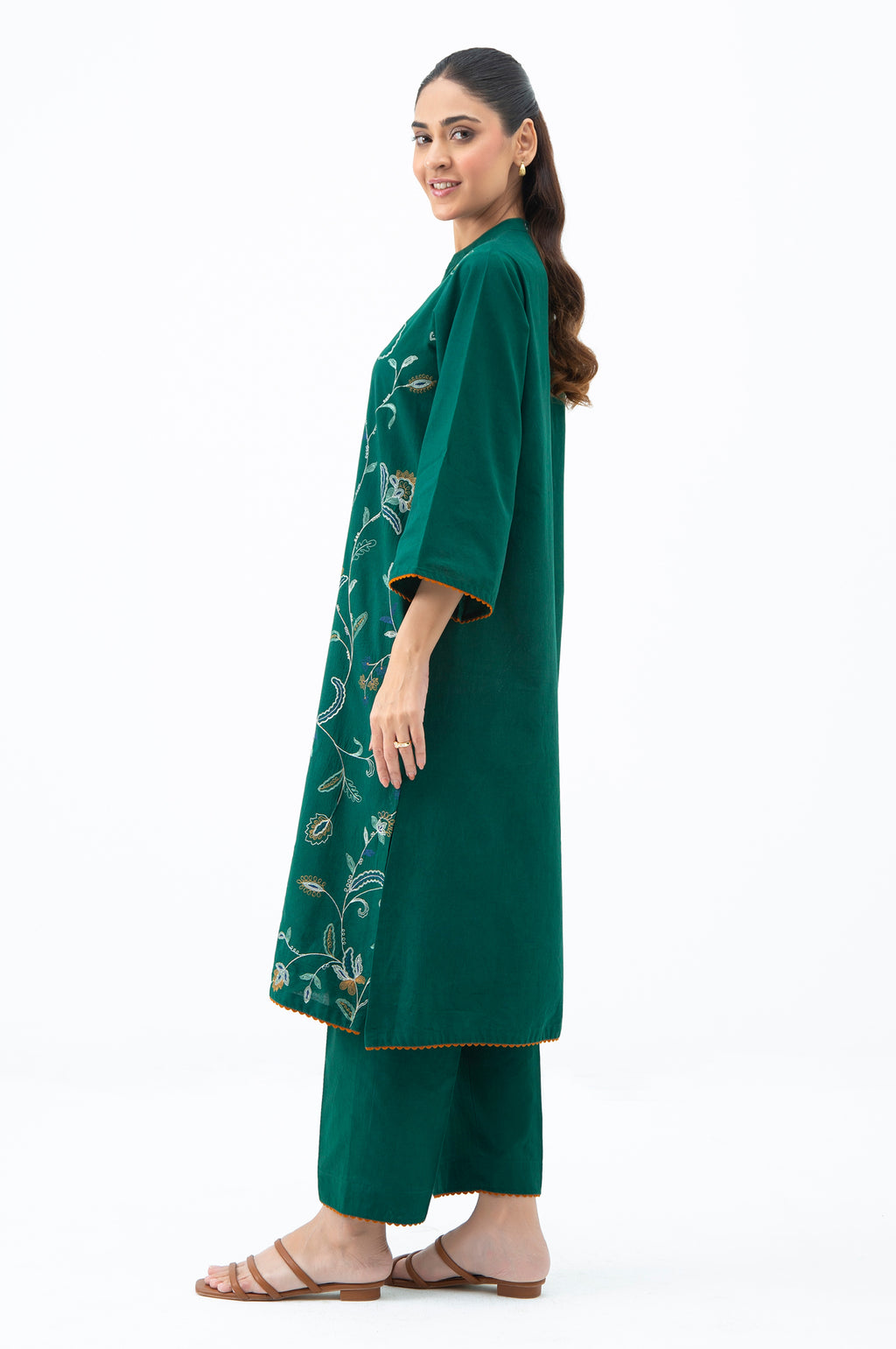 EMBROIDERED SUIT
