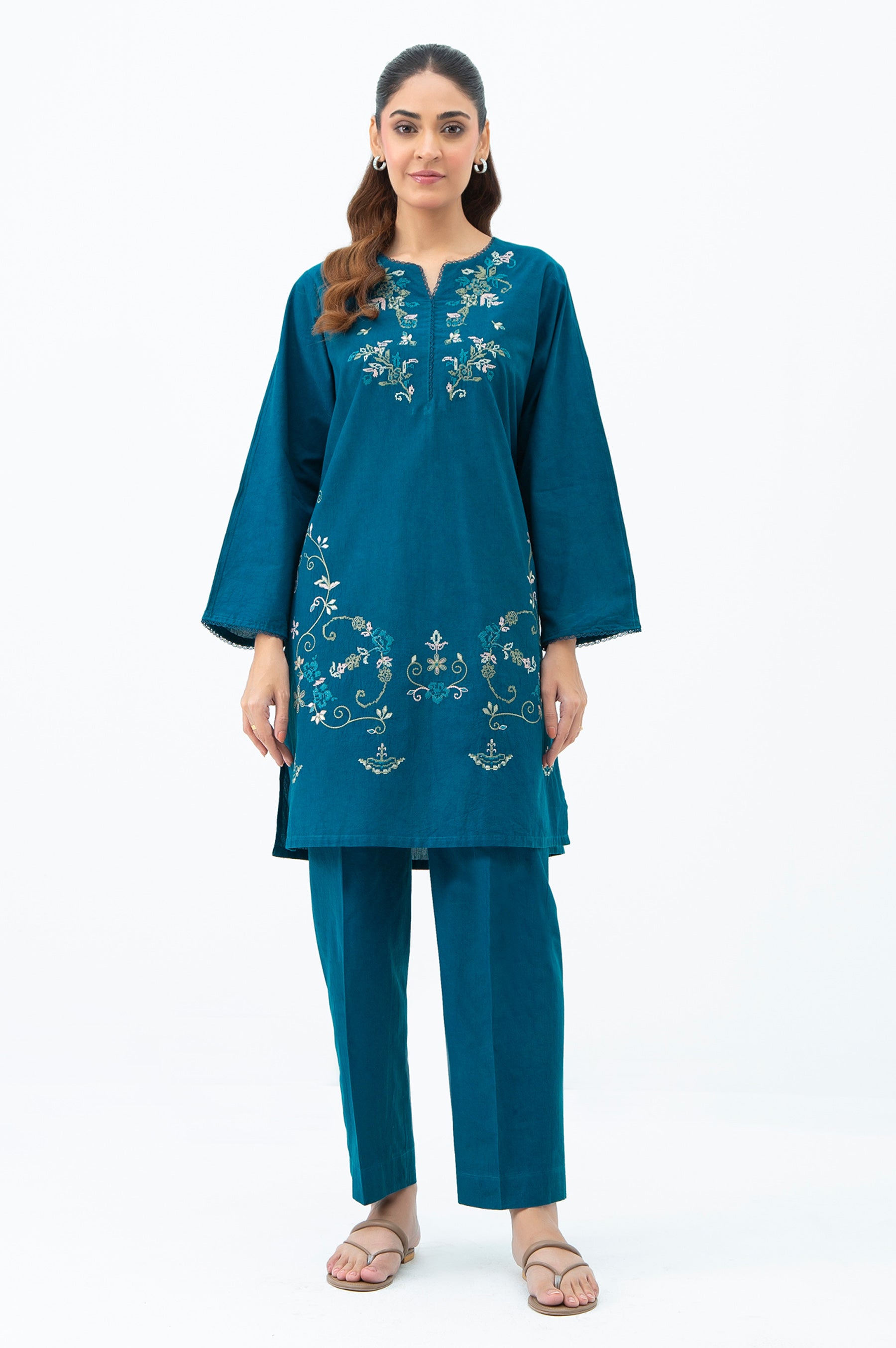 STITCHED EMBROIDERED CAMBRIC SHIRT BOTTOM