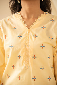 EMBROIDERED CAMBRIC STITCHED 2 PIECE SUIT