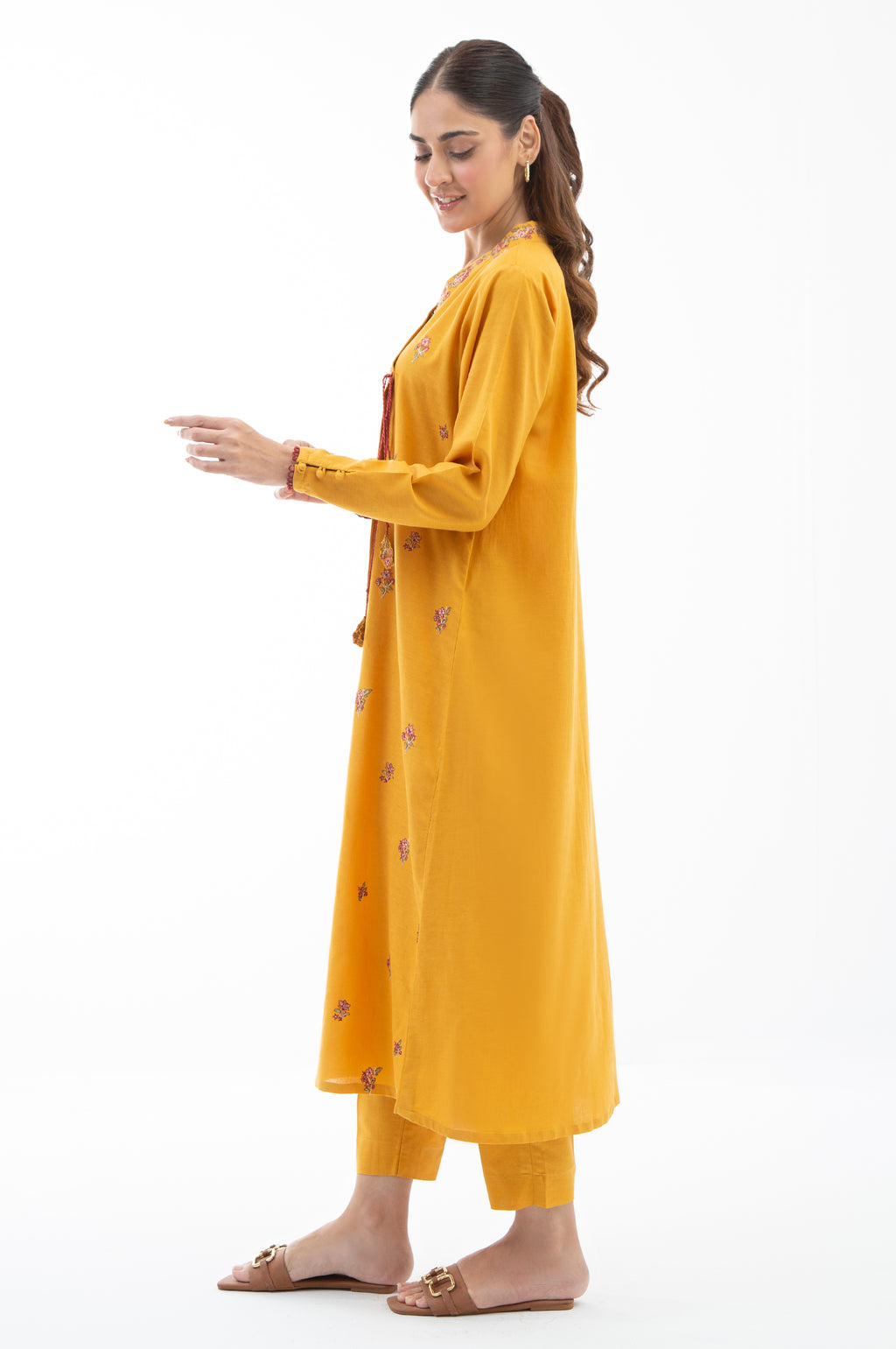 EMBROIDERED CAMBRIC STITCHED SHIRT BOTTOM (FACTORY E-OUTLET)