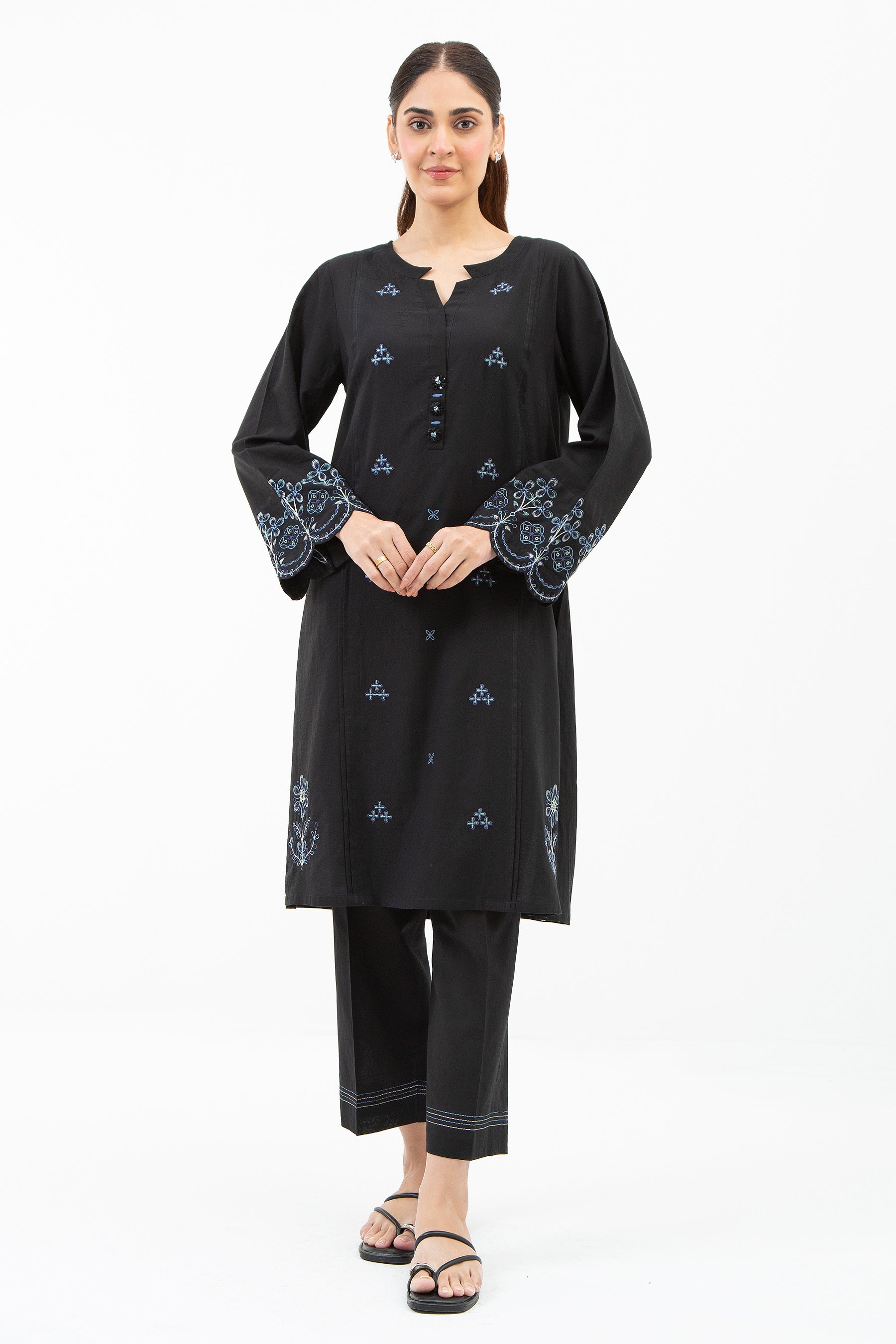 EMBROIDERED CAMBRIC STITCHED 2 PIECE SUIT