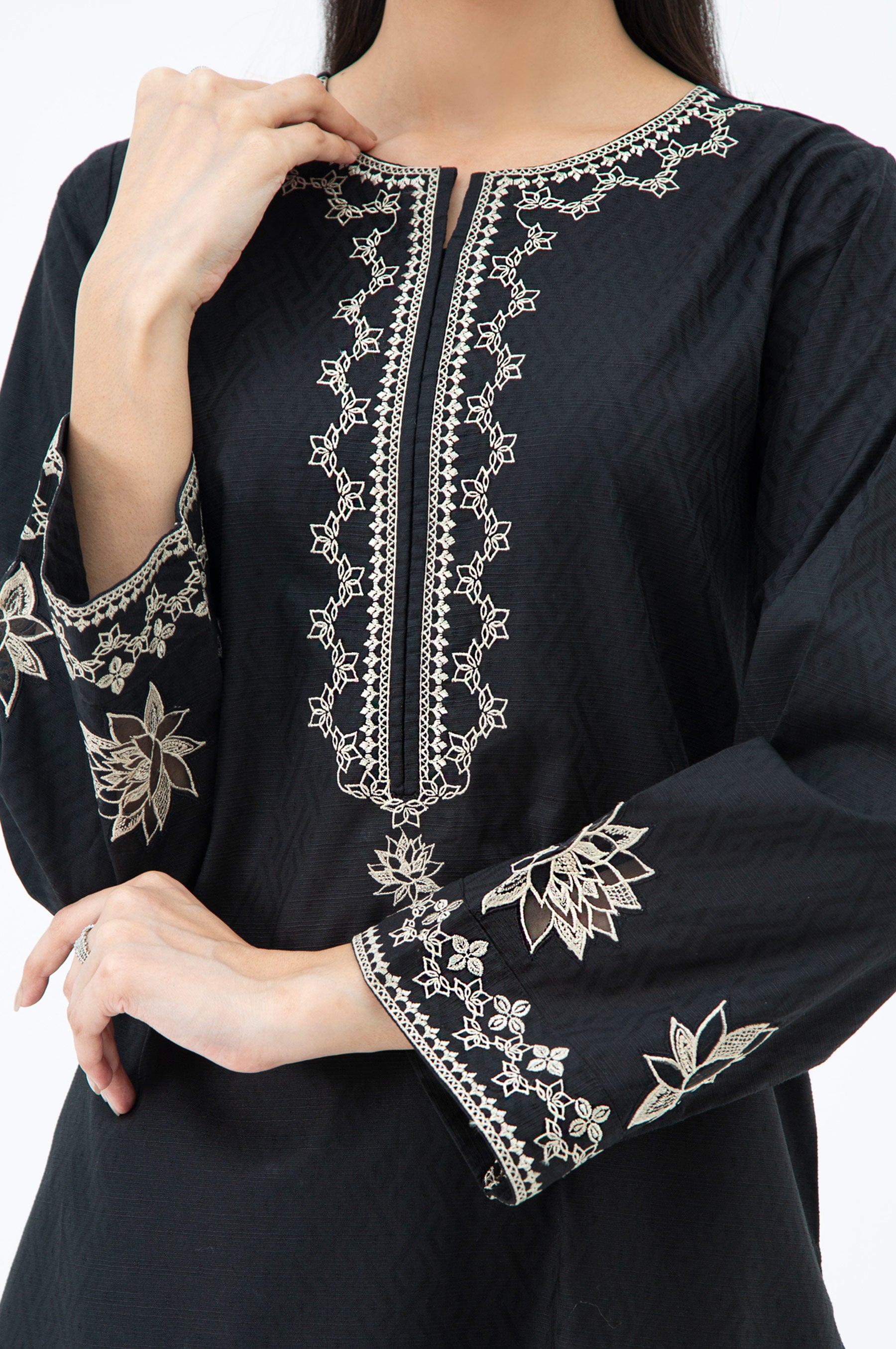 EMBROIDERED DOBBY STITCHED 2 PIECE SUIT