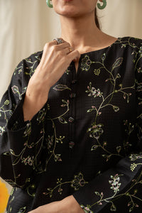 EMBROIDERD JACQUARD STITCHED 2 PIECE SUIT