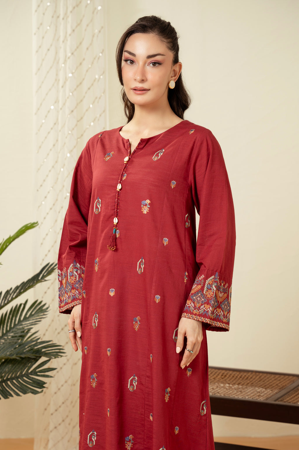 STITCHED EMBROIDERED SHIRT BOTTOM