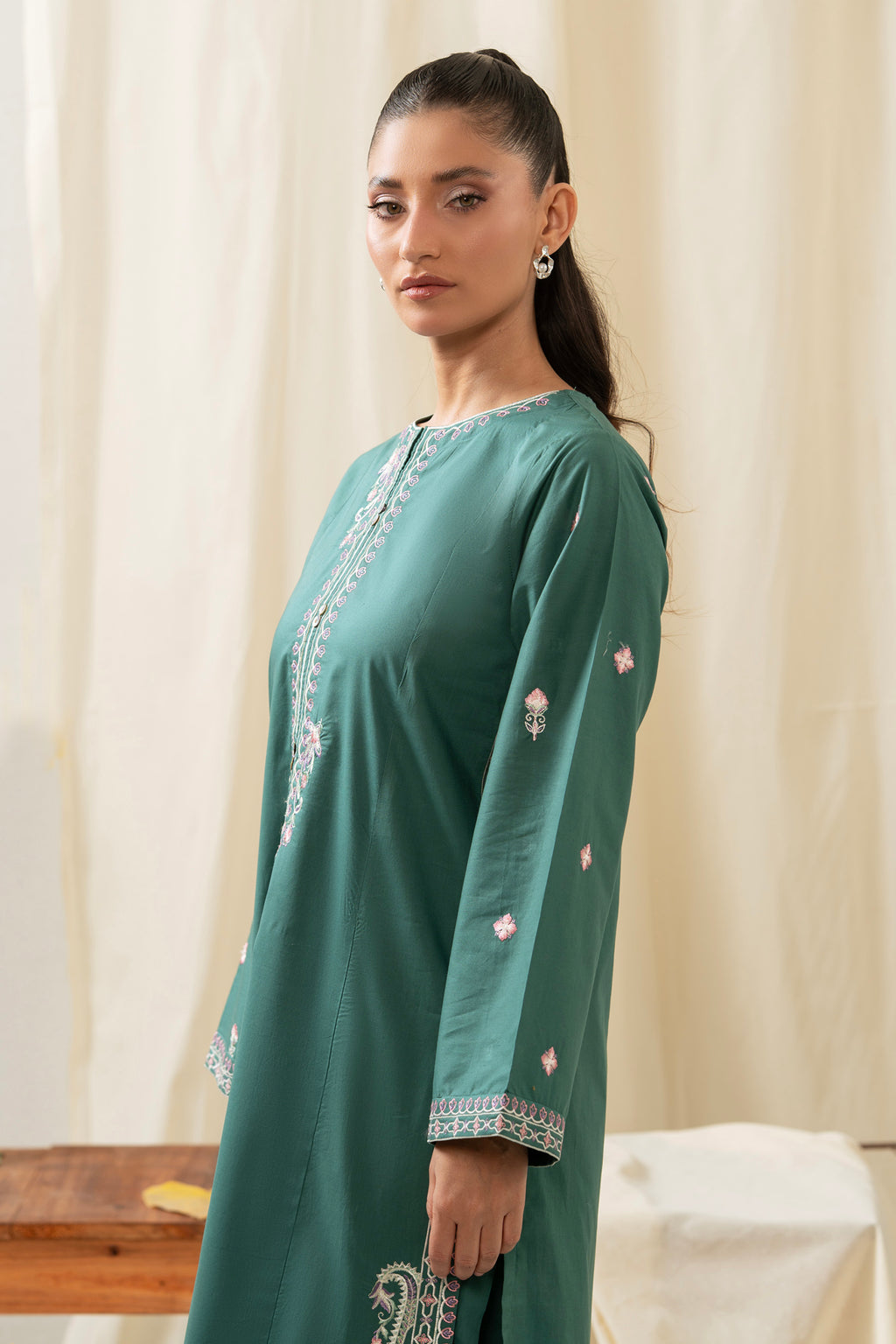 EMBROIDERED TENCEL STITCHED 2 PIECE SUIT