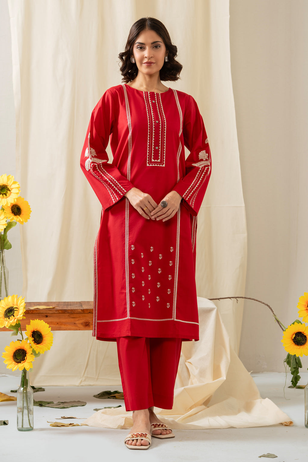 STITCHED EMBROIDERED SLUB LAWN SUIT