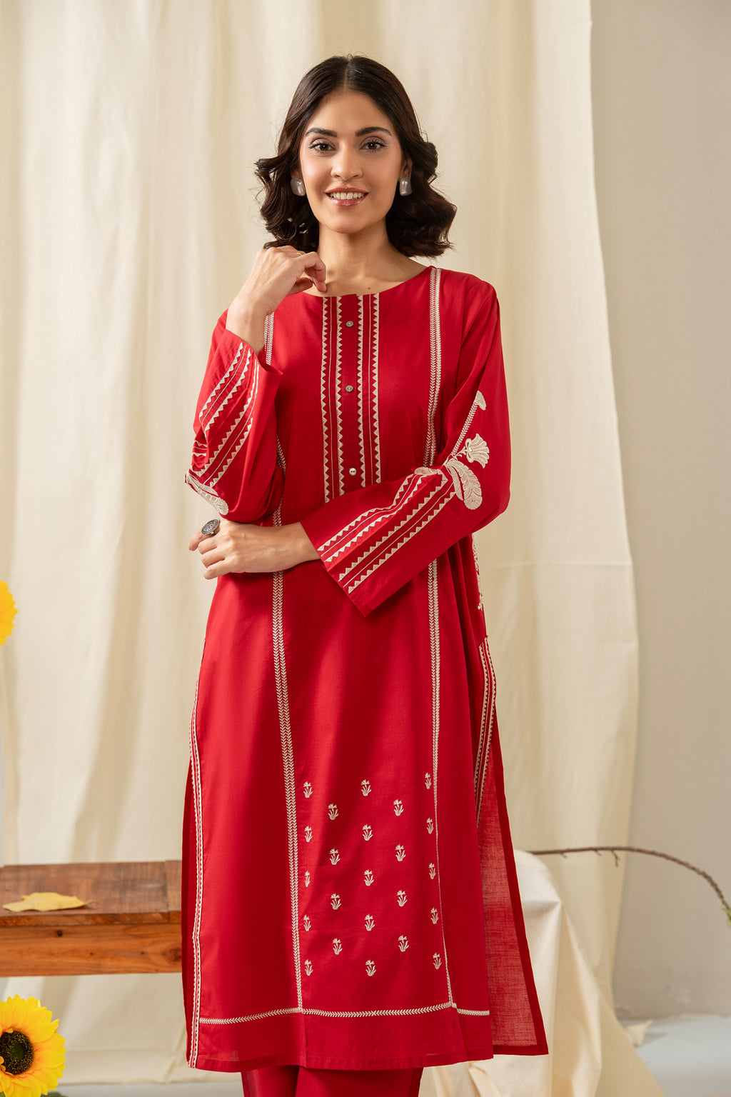 STITCHED EMBROIDERED SLUB LAWN SUIT