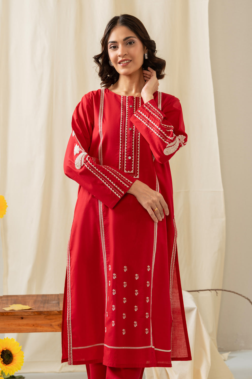STITCHED EMBROIDERED SLUB LAWN SUIT