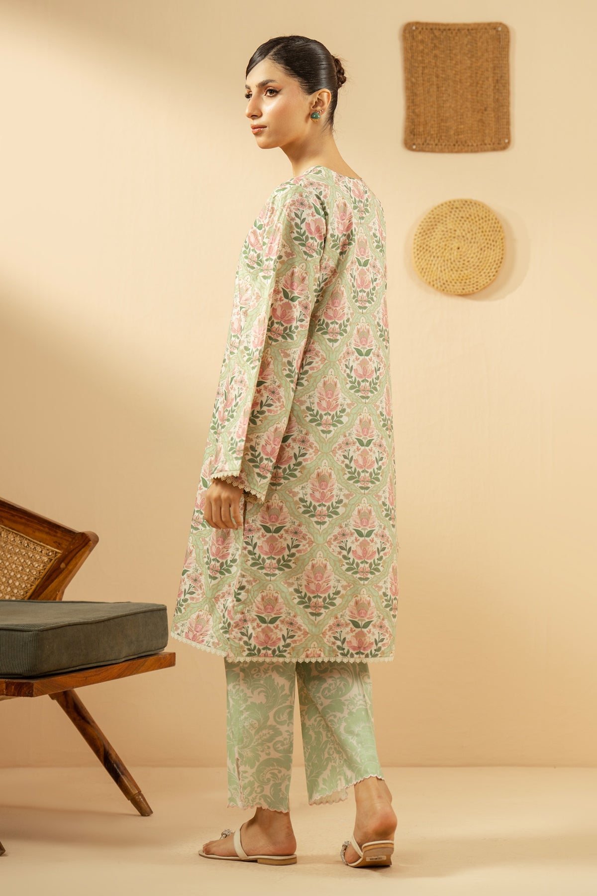 STITCHED 2 PIECE SUIT