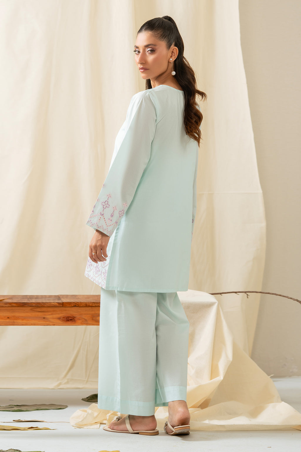 STITCHED EMBROIDERED CAMBRIC 2 PIECE SUIT