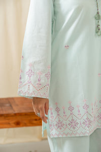 STITCHED EMBROIDERED CAMBRIC 2 PIECE SUIT