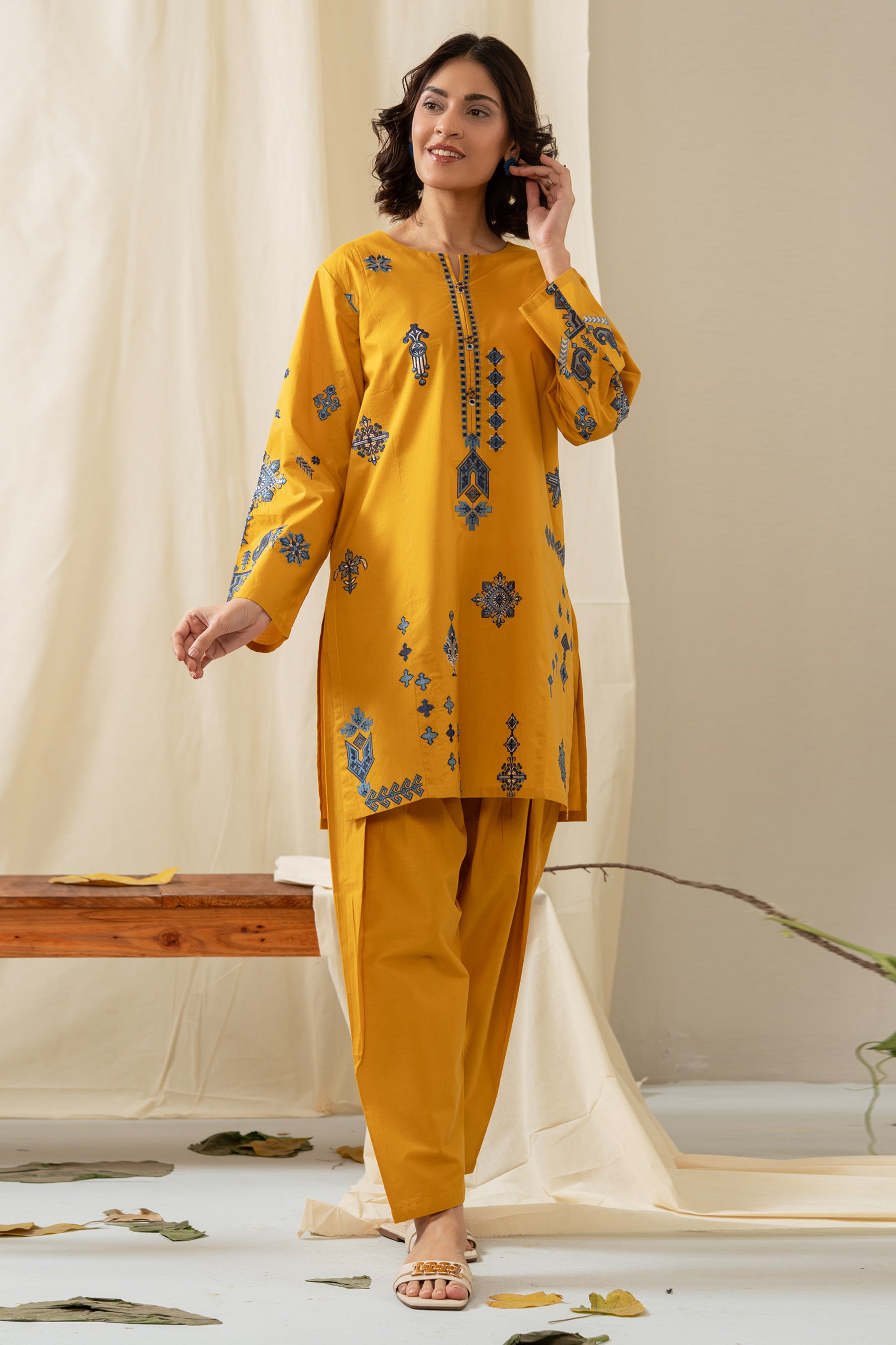 STITCHED EMBROIDERED CAMBRIC SUIT